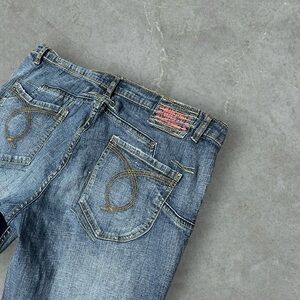Squeeze Embroidery Jeans